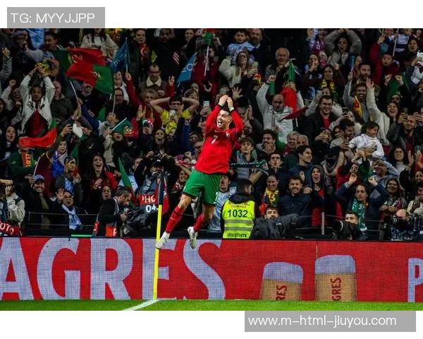 C罗加盟中国足球队引发热议球迷期待新篇章的开启